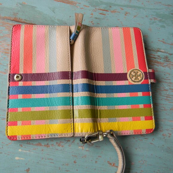 TORY BURCH RAINBOW MULTI COLOR STRIPED WALLET/WRISTLET LEATHER - Picture 9 of 9